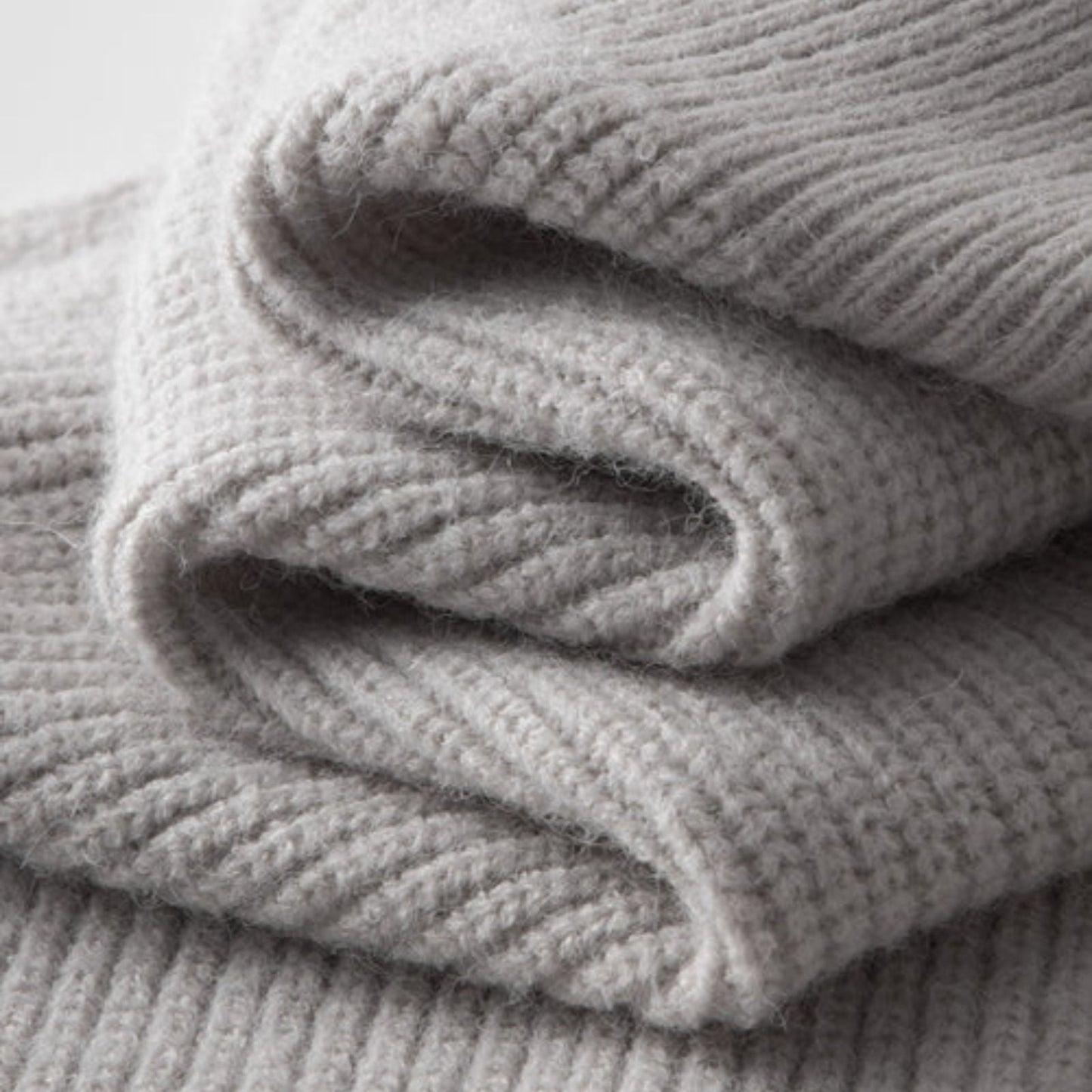 The Amalfi Wool Zipper Vest